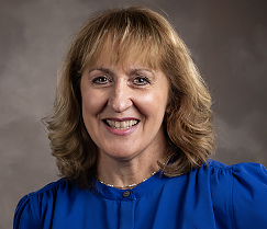 Volunteer Services Manager Jamie Weeks